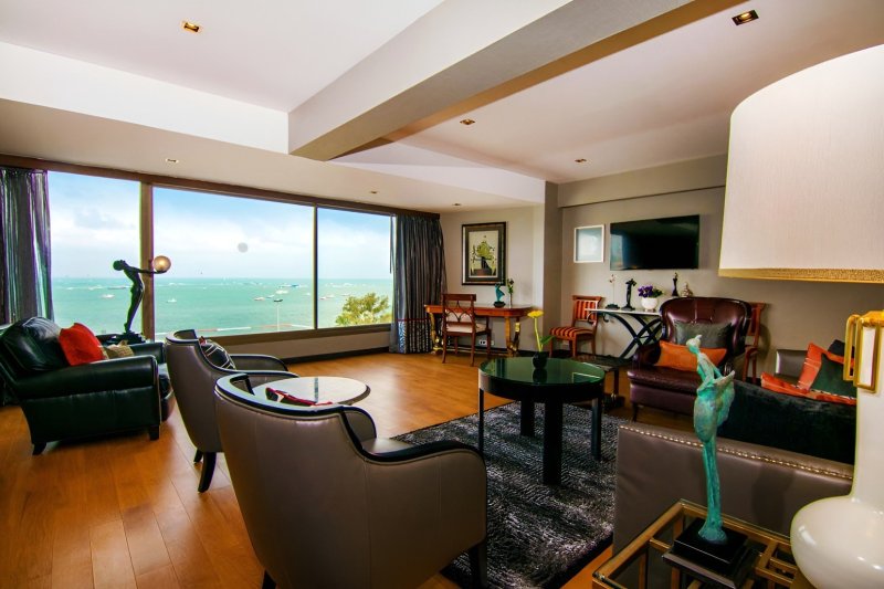 Pattaya utazás Hotel The Bayview Pattaya