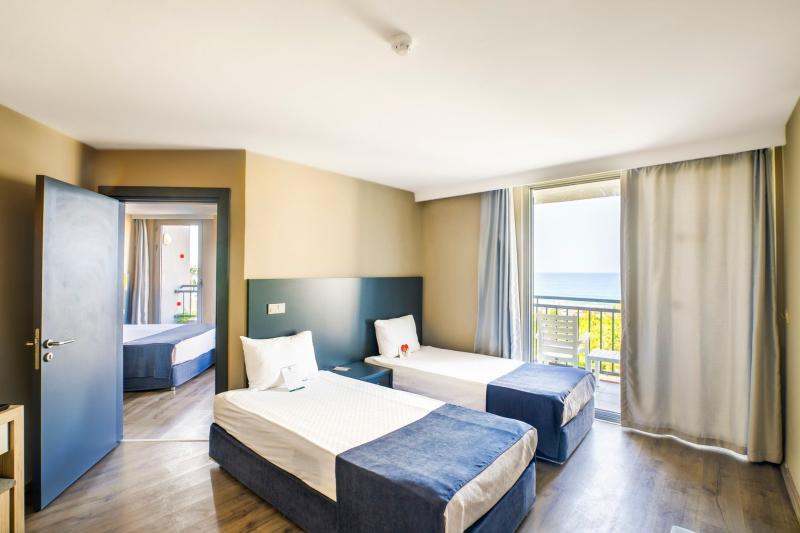 Hotel Washington Resort & Spa Side