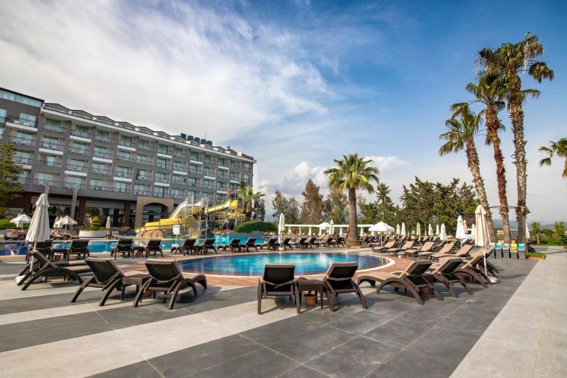 Hotel Washington Resort & Spa Side