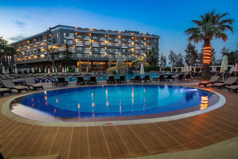 Hotel Washington Resort & Spa Side