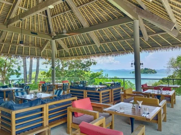 Island Escape Burasari Phuket