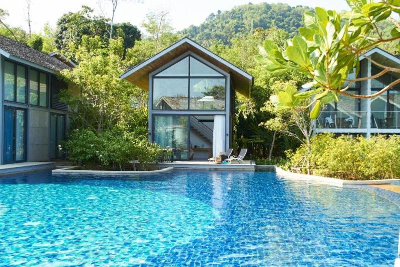 Island Escape Burasari Phuket