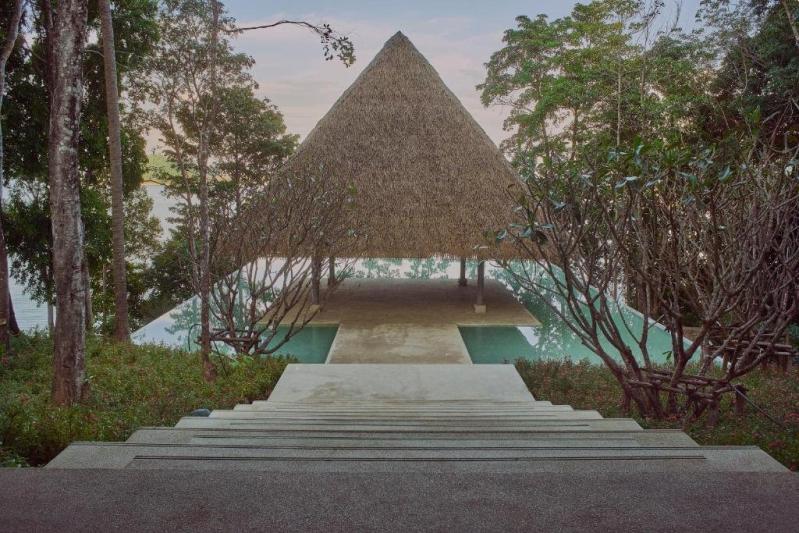 Island Escape Burasari Phuket