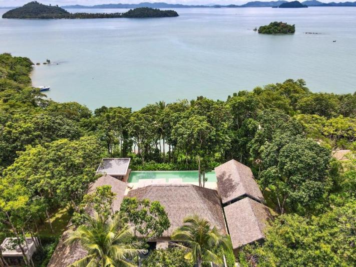 Island Escape Burasari Phuket