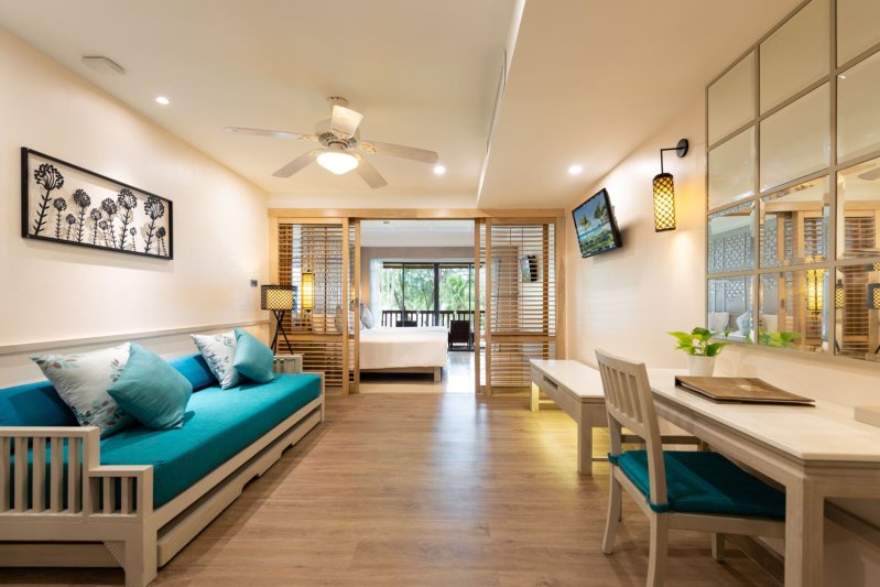 Phuket utazás Katathani Phuket Beach Resort 