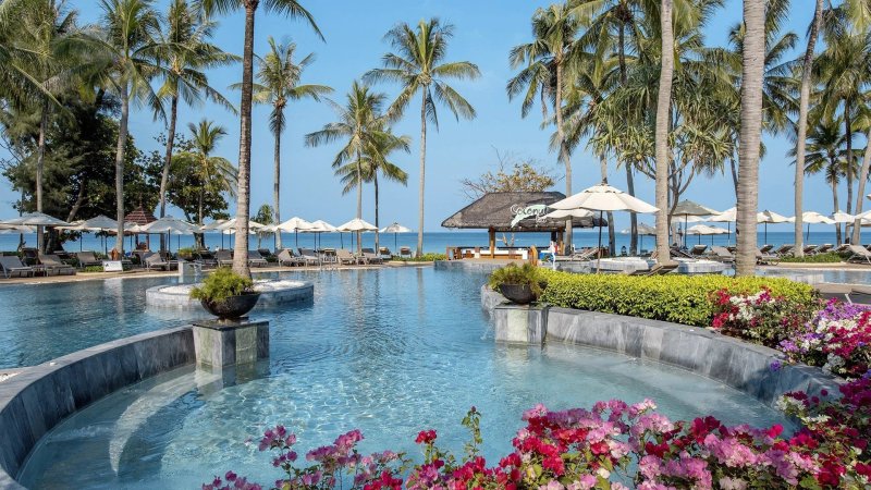 Phuket utazás Katathani Phuket Beach Resort 
