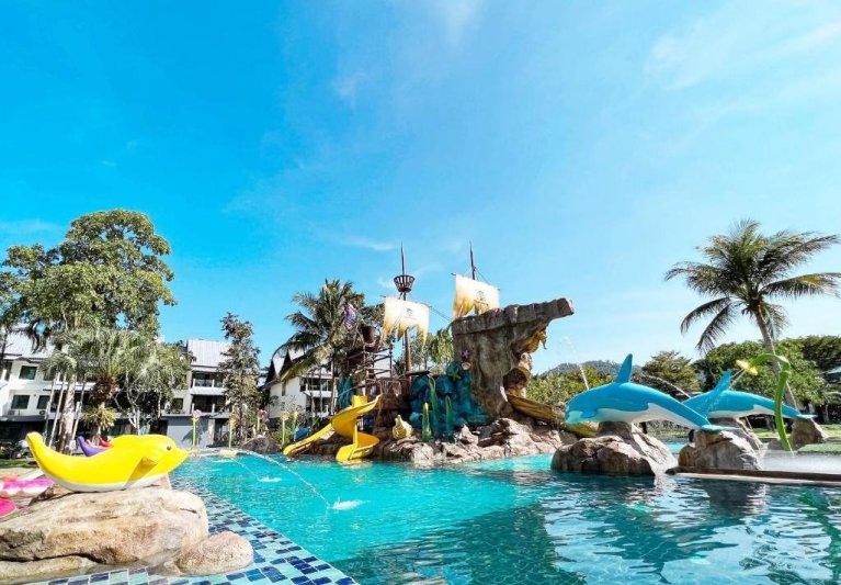 Khao Lak Emerald Beach Resort & Spa