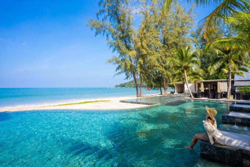 Khao Lak Emerald Beach Resort & Spa