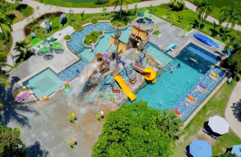 Khao Lak Emerald Beach Resort & Spa