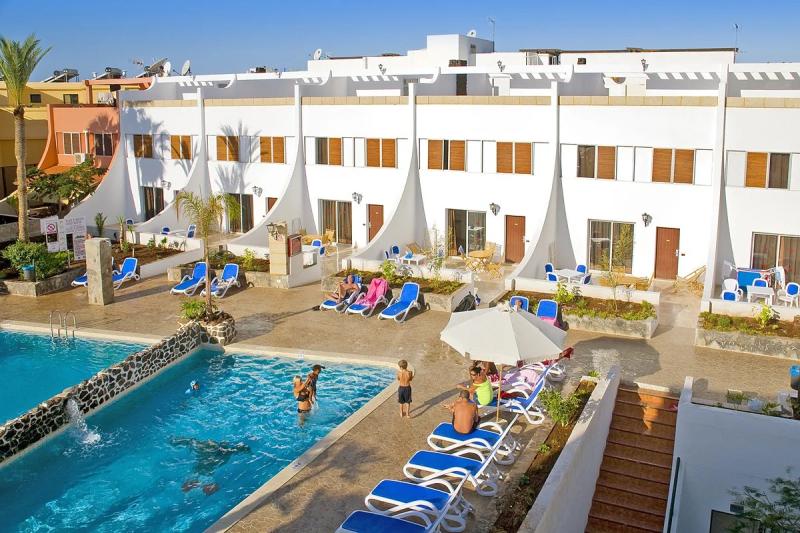 Las Piramides Tenerife