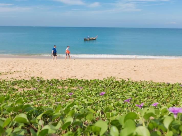 Maikhao Palm Beach Resort Phuket