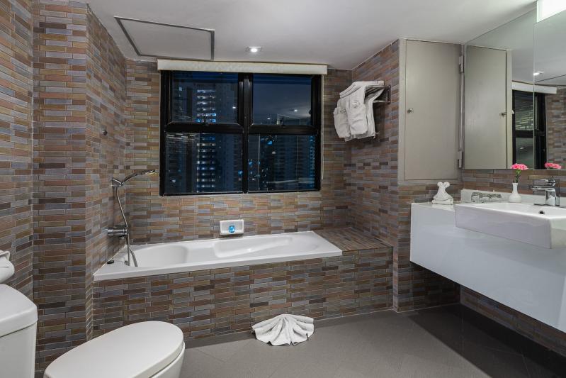 2 éj Bangkok és Jomiten Palm Beach Hotel Pattaya