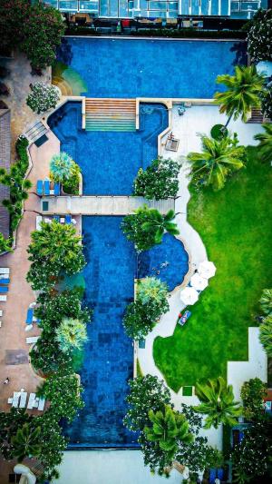 2 éj Bangkok és Jomiten Palm Beach Hotel Pattaya