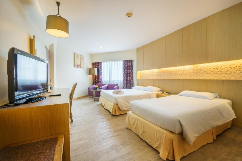 2 éj Bangkok és Jomiten Palm Beach Hotel Pattaya