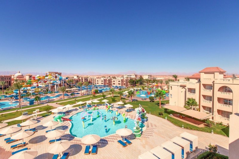 Hurghada utazás Pickalbatros Aqua Blu