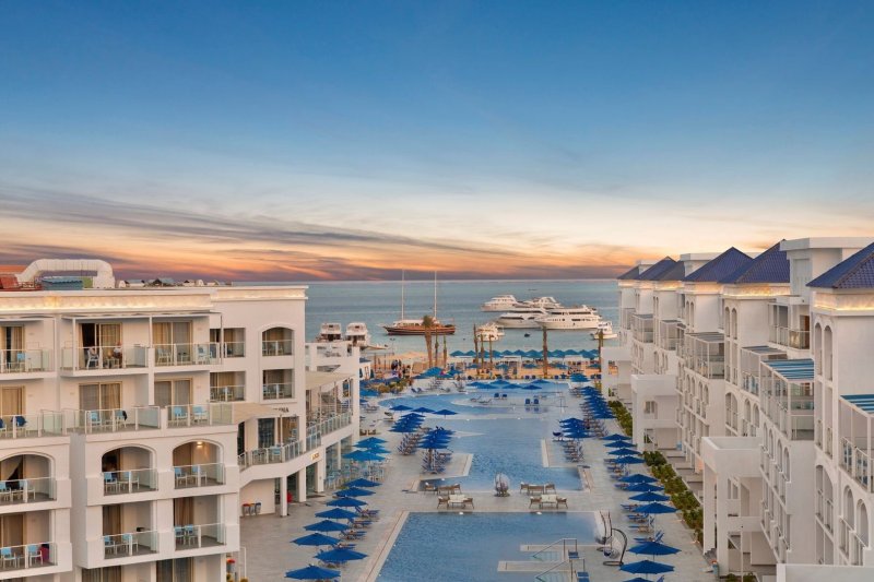 Hurghada utazás Pickalbatros Blu Spa Resort