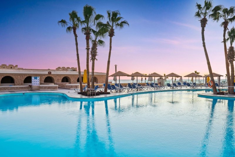 Hurghada utazás Pickalbatros Citadel Sahl Hashees Resort