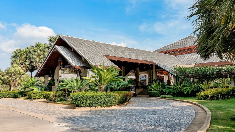 Pattaya utazás Ravindra Beach Resort & Spa