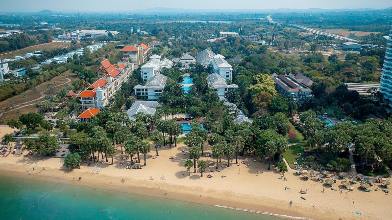 Pattaya utazás Ravindra Beach Resort & Spa