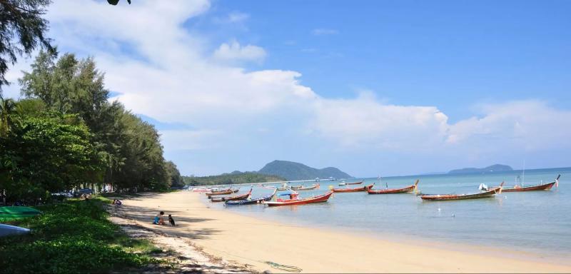 Rawai Palm Beach Resort Phuket