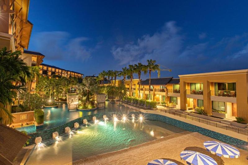 Rawai Palm Beach Resort Phuket