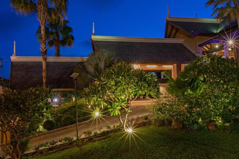 Rawai Palm Beach Resort Phuket