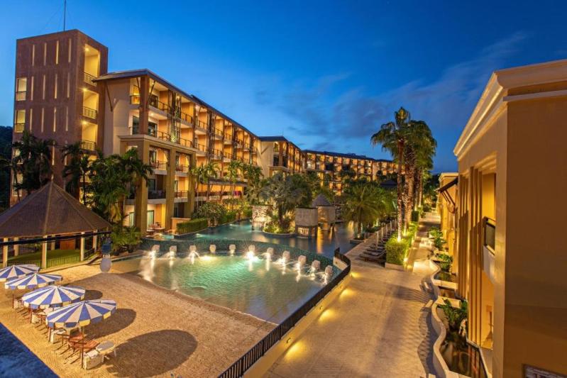 Rawai Palm Beach Resort Phuket