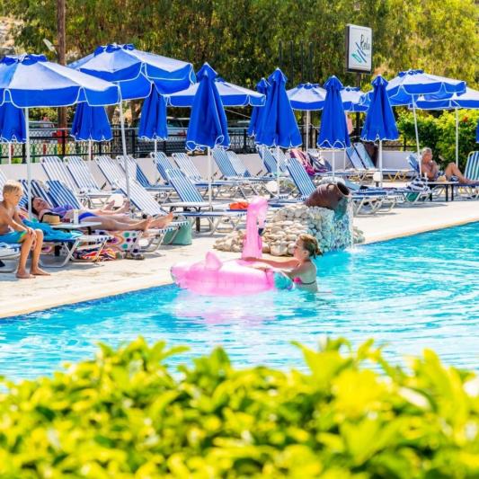 Relax Hotel Rodosz