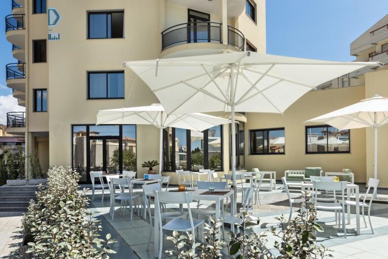 Rina Hotel Szardínia