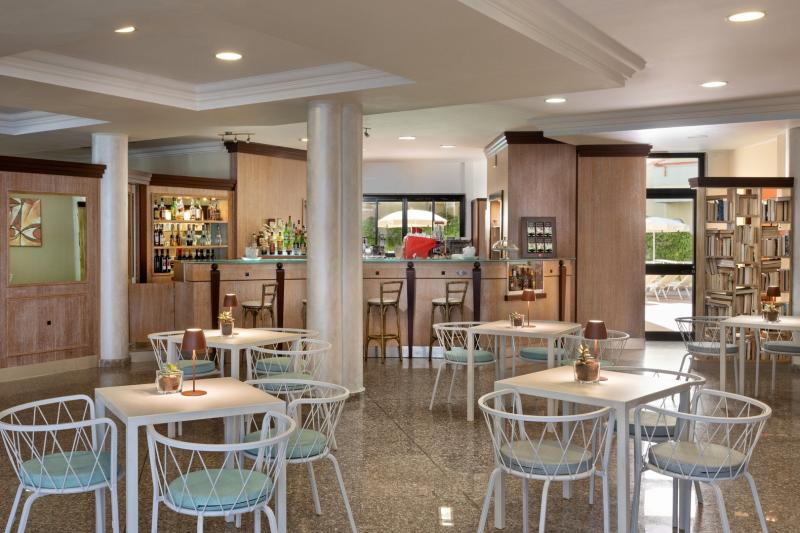 Rina Hotel Szardínia