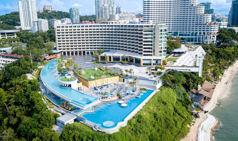 Pattaya utazás Royal Cliff Beach Hotel