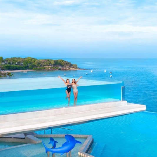 Pattaya utazás Royal Cliff Beach Hotel
