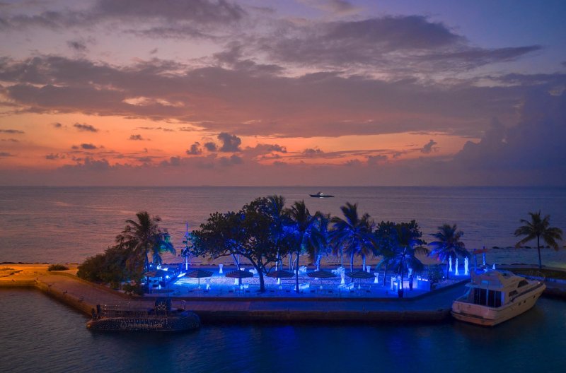Maldív-szigetek utazás Villa Nautica Paradise Island