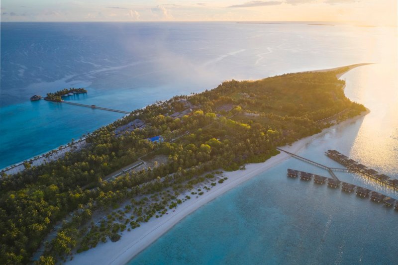 Maldív-szigetek utazás Villa Park Sun Island Resort
