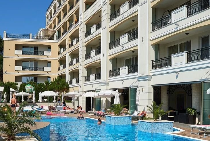 Pomorie utazás Aparthotel Penelopa Palace