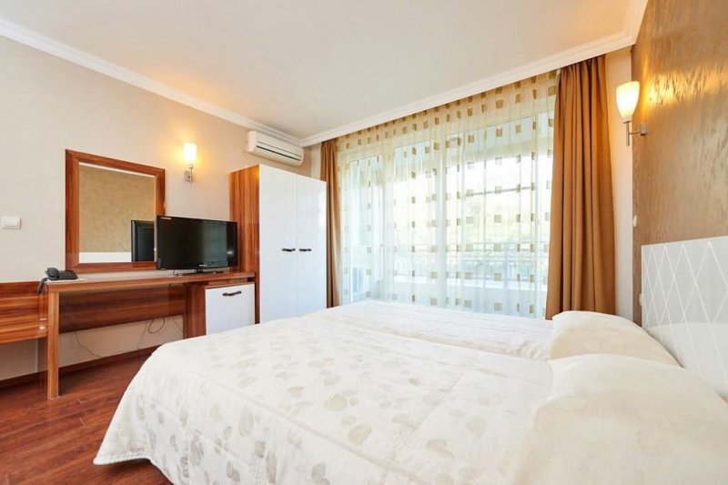 Pomorie utazás Aparthotel Penelopa Palace