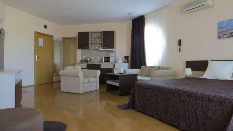 Napospart utazás Aparthotel Vechna R