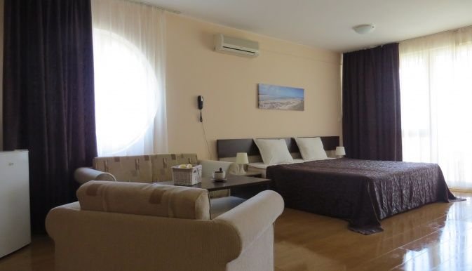 Napospart utazás Aparthotel Vechna R