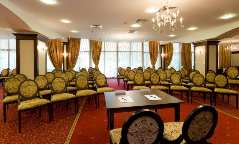 Aranyhomok utazás Apollo Spa Resort