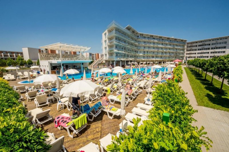 Aqua Nevis Hotel and Aqua Park Napospart