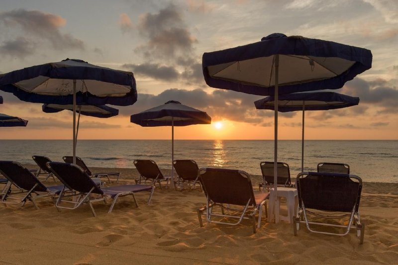 Sveti Konstantin Elena utazás Azalia