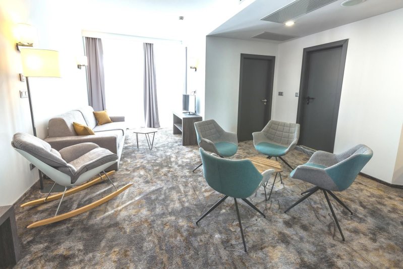 Best Western Plus Premium Inn Napospart