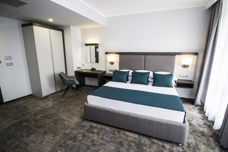 Napospart utazás Best Western Plus Premium Inn