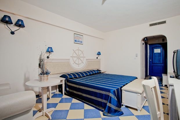 Napospart utazás Chaika Beach Resort