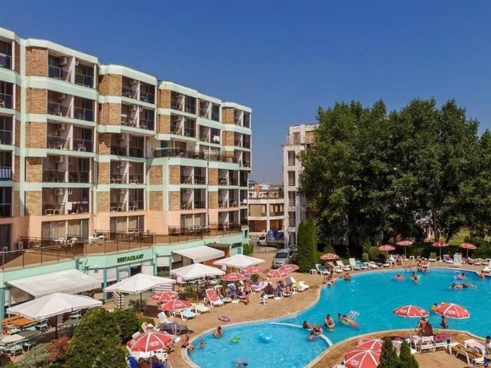 Napospart utazás Delfin Hotel