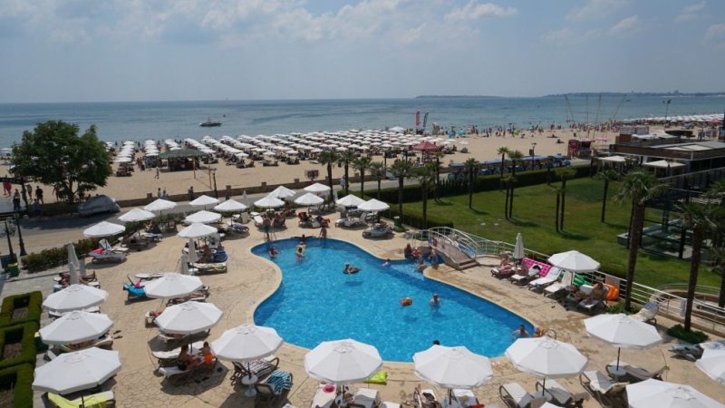 Dit Evrika Beach Clubhotel Napospart