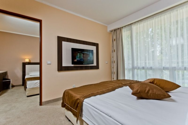 Napospart utazás Dit Evrika Beach Clubhotel