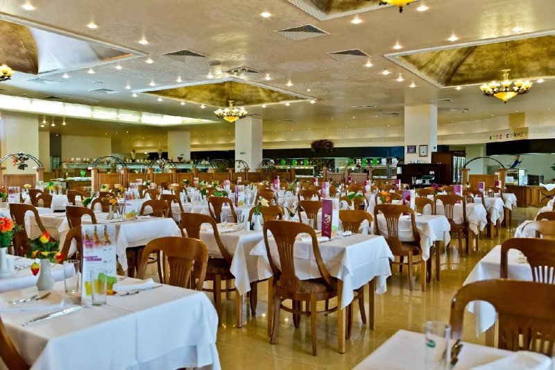 Dit Majestic Beach Resort Napospart