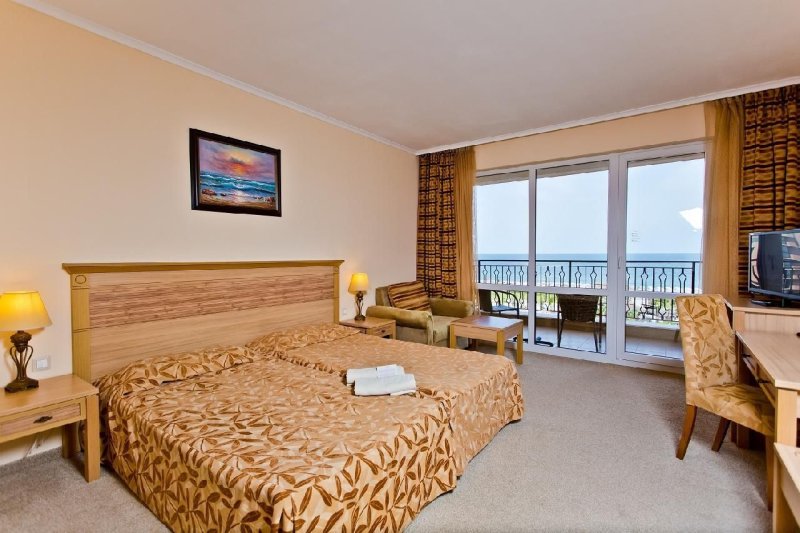Dit Majestic Beach Resort Napospart