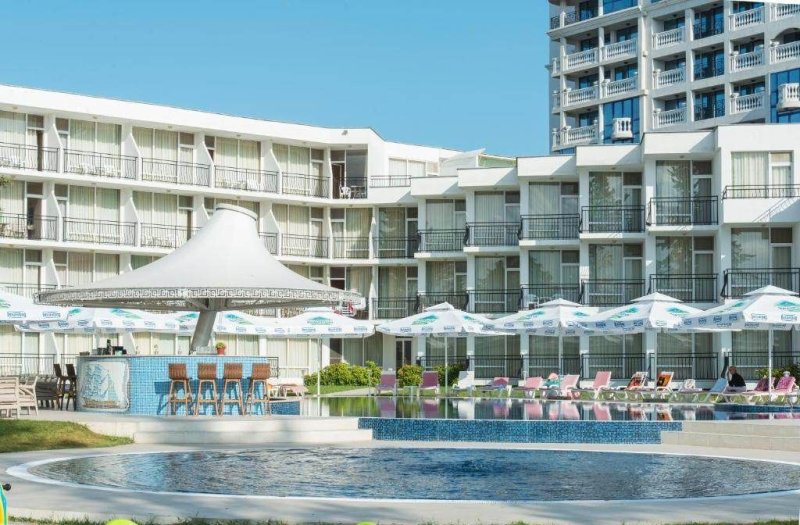 Flamingo Beach Hotel Napospart